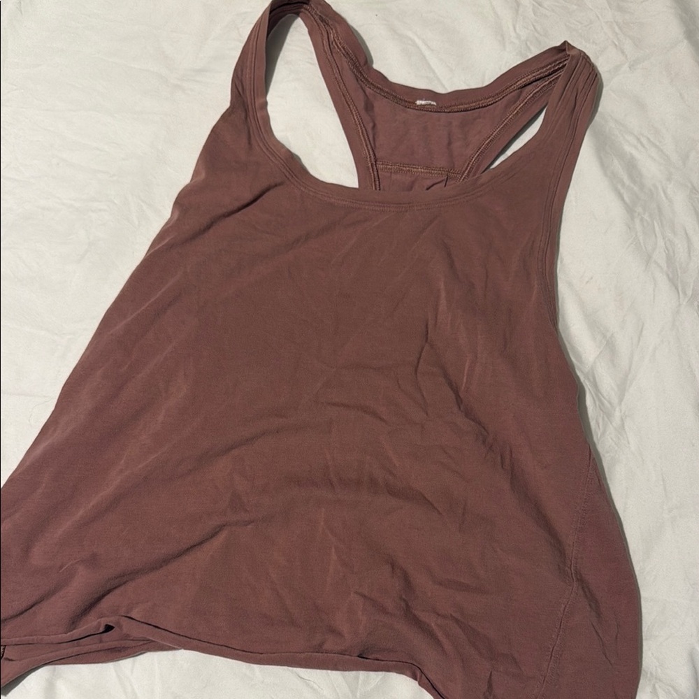 Lulu Women's Sleeveless Top in mauve cropped